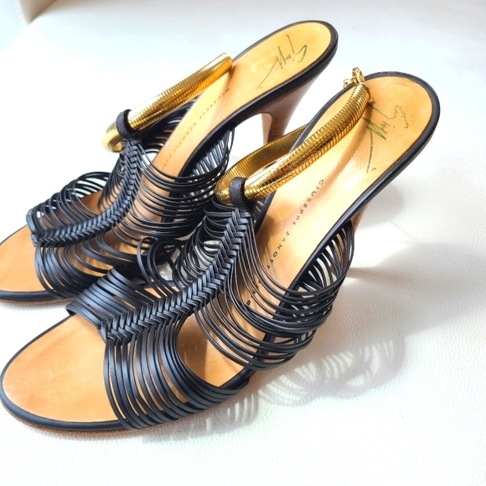 Giuseppe Zanotti - Pissi - authentic strappy stilettos - Picture 6 of 13